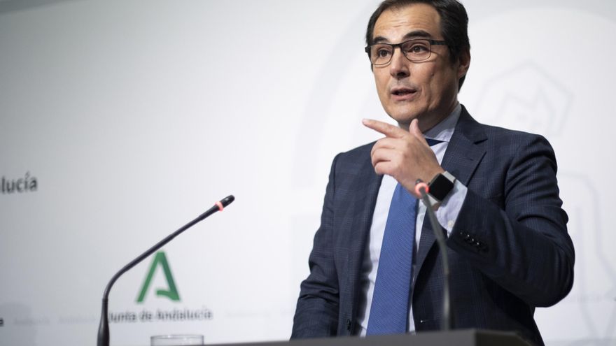 La Junta de Andalucía blinda por ley la libre designación de cargos de otras administraciones