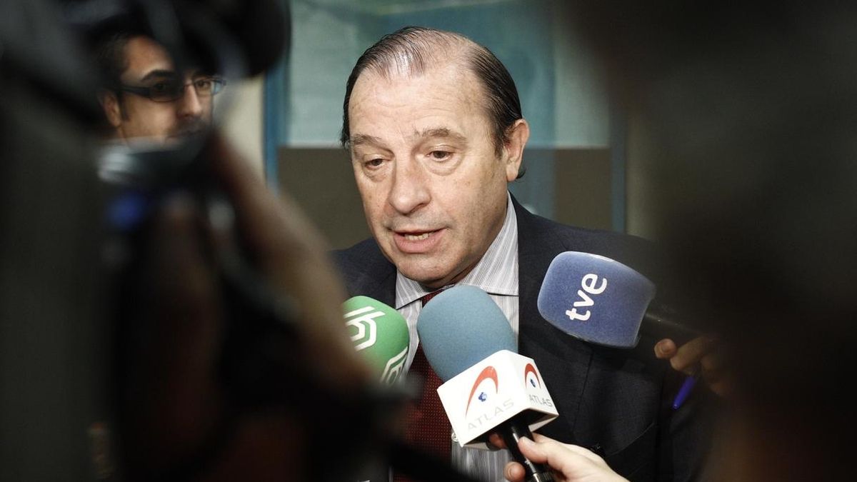 El PP lamenta la entrada en prisión de Matas y a Pujalte le apena que sea por un "tráfico de influencias muy liviano"