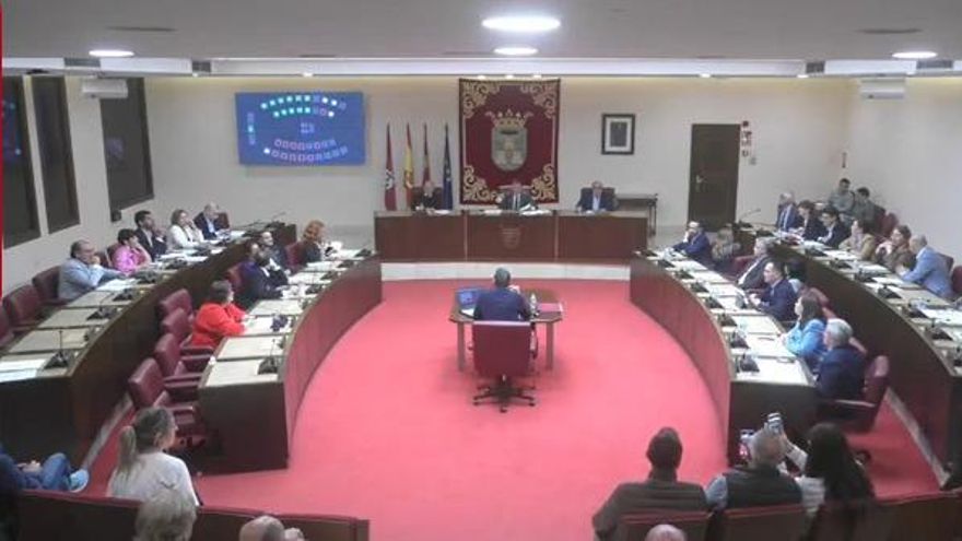 Así justifican los concejales de Vox la abstención que facilitó los presupuestos del PP en Albacete