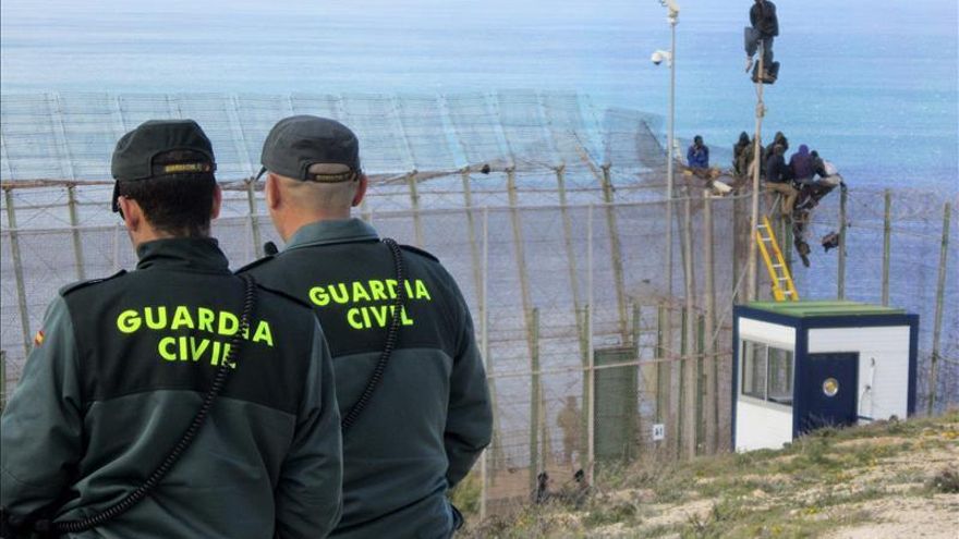 Marruecos intercepta dos pateras con 20 y 30 personas que iban hacia Melilla