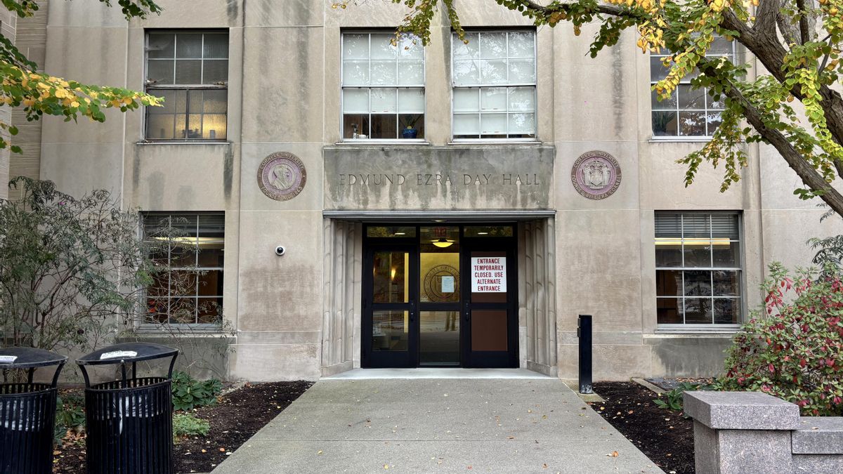 La denunciante de la violación grupal de Cornell acusa a la Universidad de dudar de su testimonio