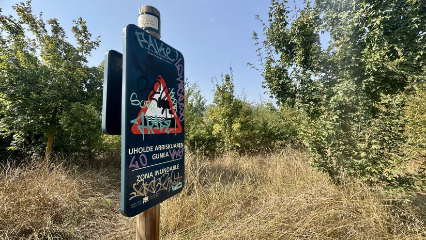 Un Eroski en medio del río: Vitoria busca recuperar un meandro que desapareció para hacer un centro comercial en 1981