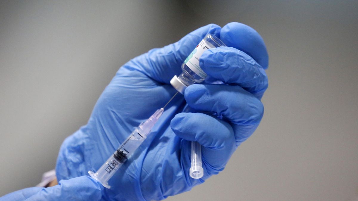 Arranca la campaña contra la gripe en Asturias: mayores de sesenta, enfermos crónicos, fumadores y embarazadas llamados a vacunarse