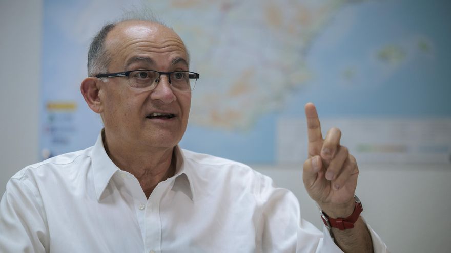 El comisionado del Corredor Mediterráneo, Joan Calabuig, durante la entrevista.