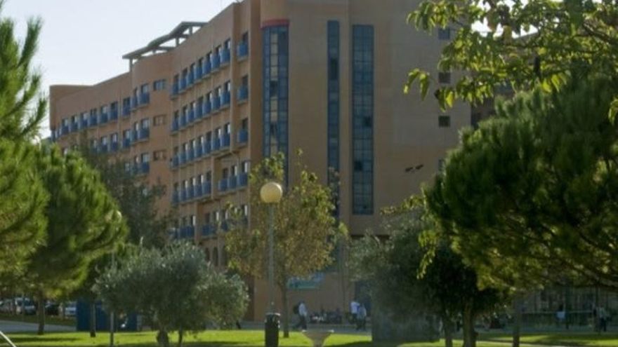 Las consecuencias del mayor brote en territorio valenciano: multas de hasta 100 euros a los asistentes a la fiesta y de hasta 60.000 euros al colegio mayor