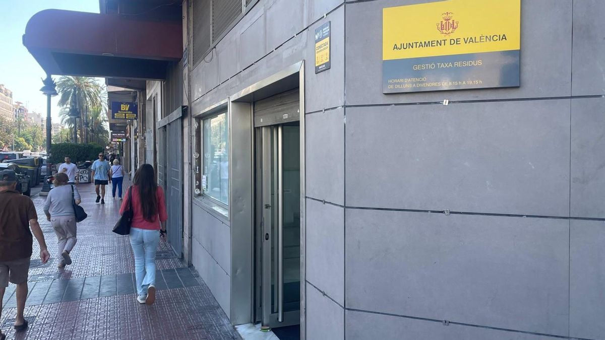 L'oficina d'informació sobre l'ecotaxa habilitada per l'Ajuntament de València.