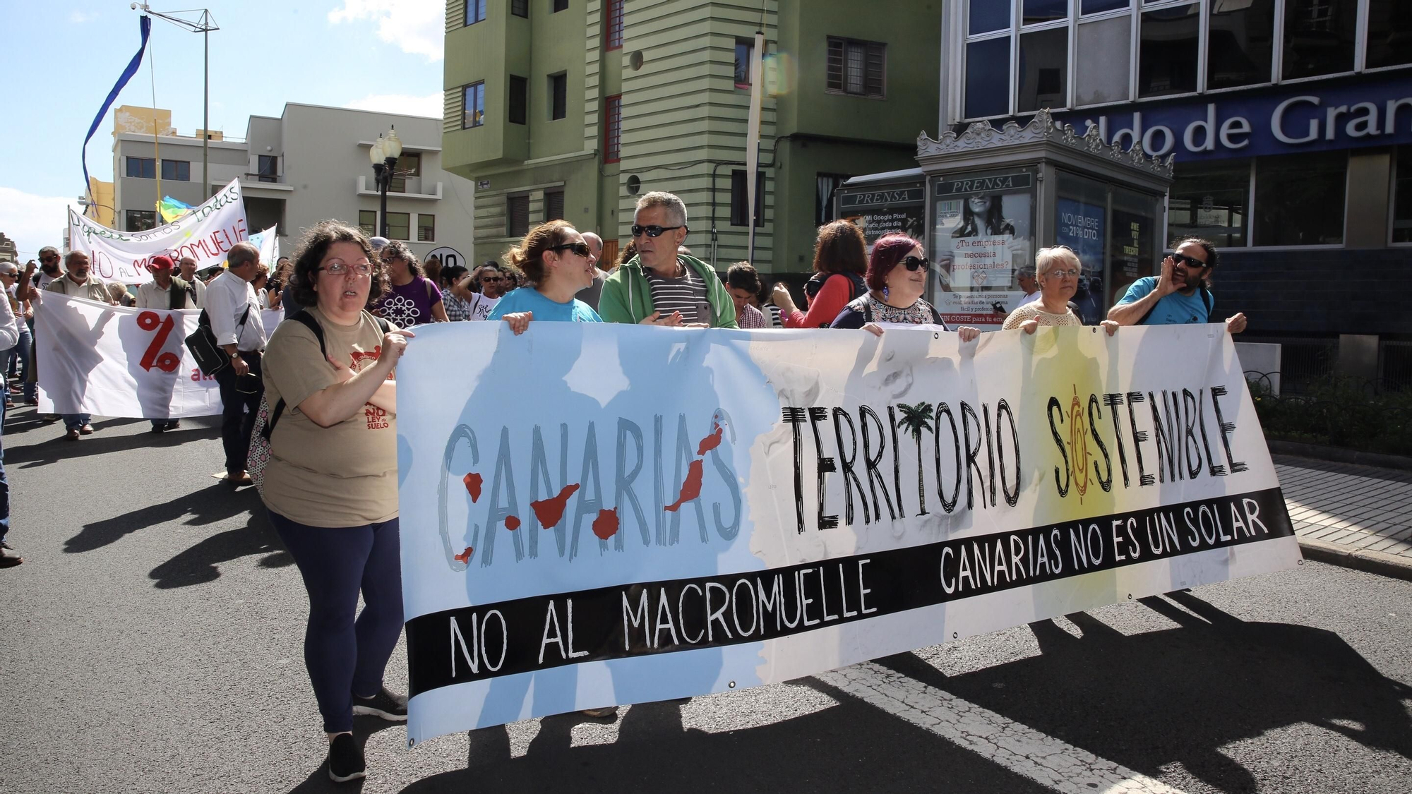 Pancarta de la Plataforma Canarias por un Territorio Sostenible.