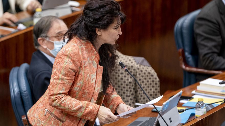 La diputada de Vox, Alicia Rubio, interviene en un pleno de la Asamblea de Madrid