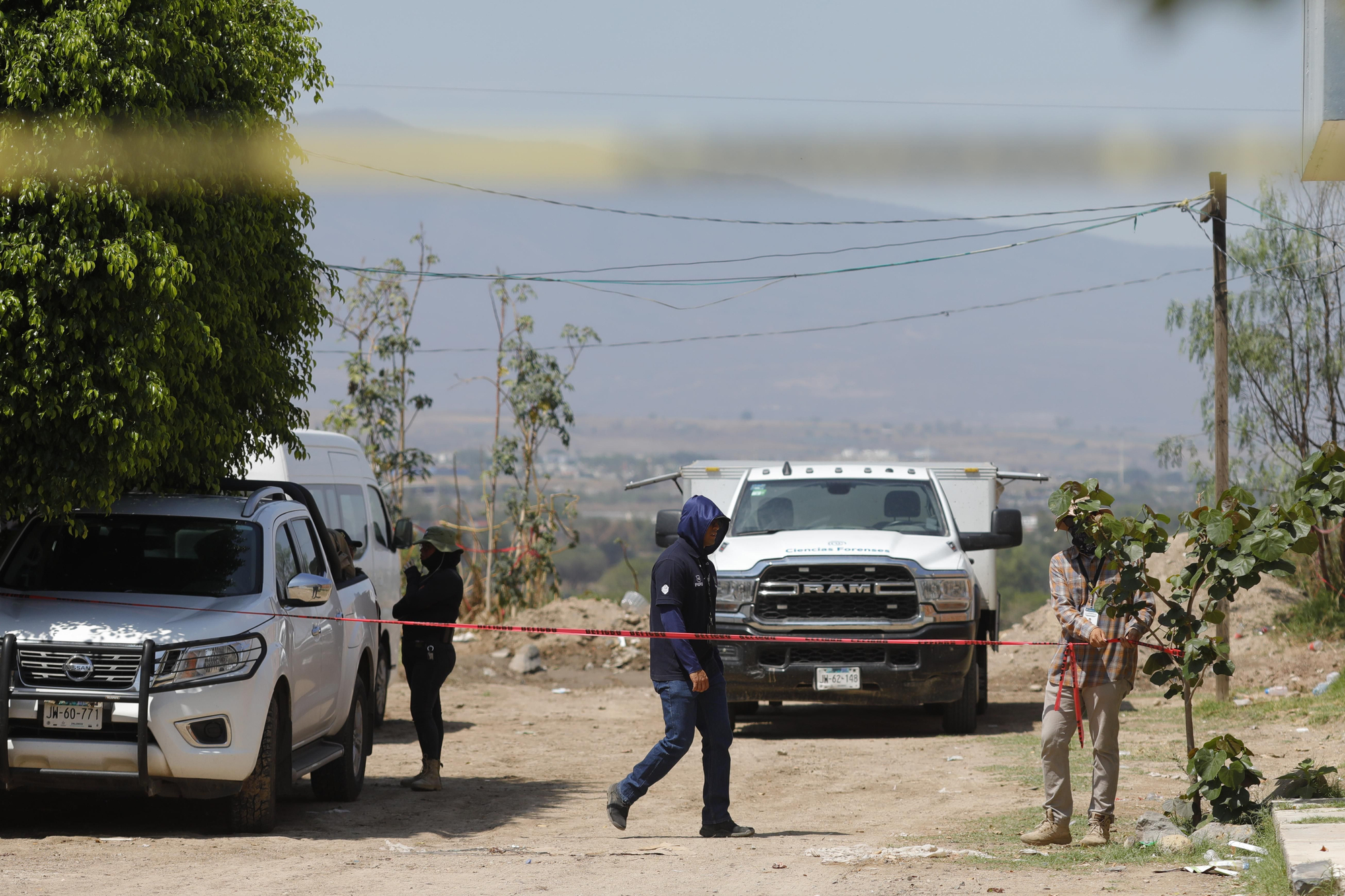 Madres buscadoras acceden a una fosa común en Jalisco a menos de un mes del inicio del Mundial