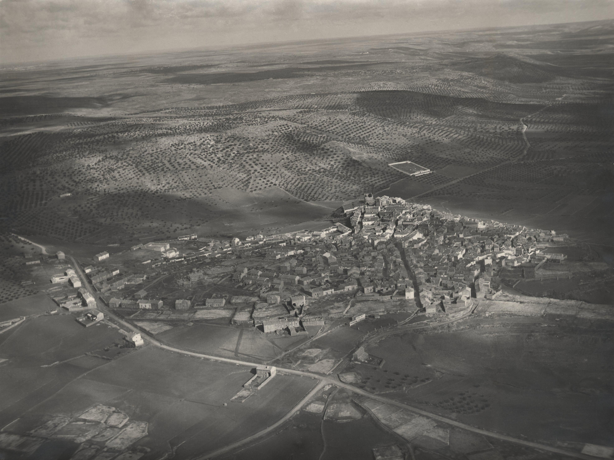 Alcalá del Júcar (Albacete). 1920. Fondo Luis Escobar. AHP Toledo.