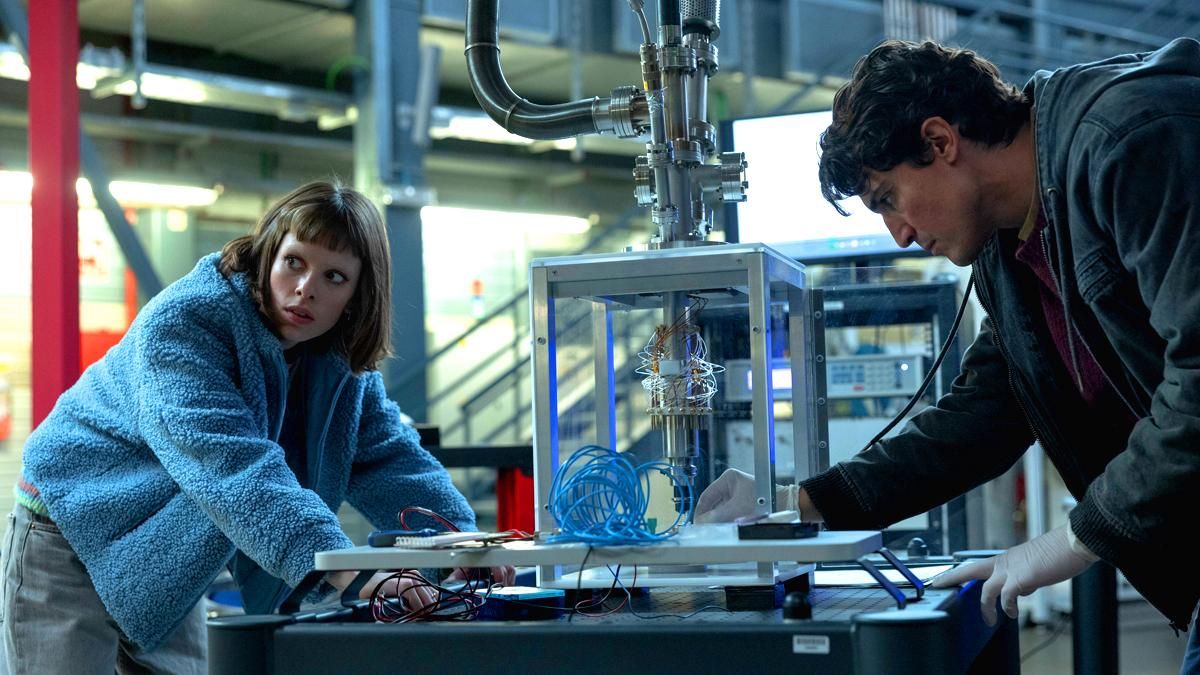 'Day One' de Prime Video, un sencillo thriller tecnológico en la compleja era de los algoritmos y la IA