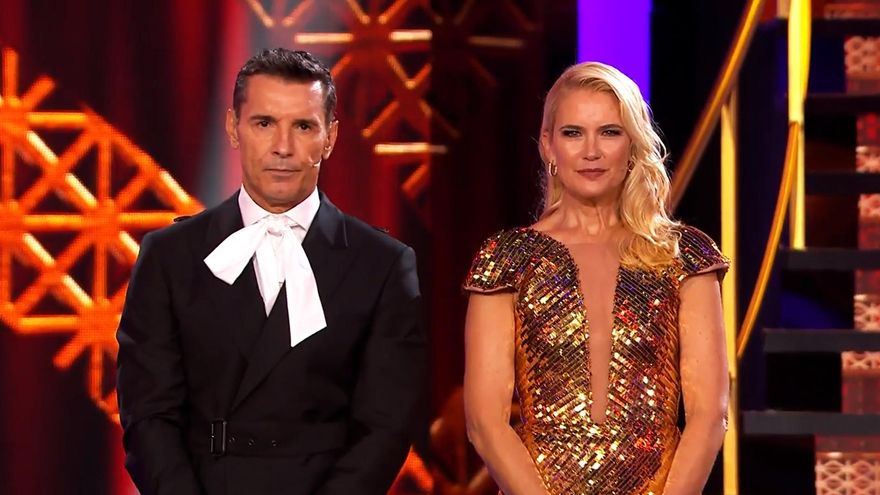 'Bailando con las estrellas' anunció a su primer eliminado, pero el ganador del duelo sigue en la cuerda floja