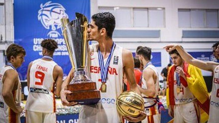 Santi Aldama, en una imagen de su paso por la selección española U18.