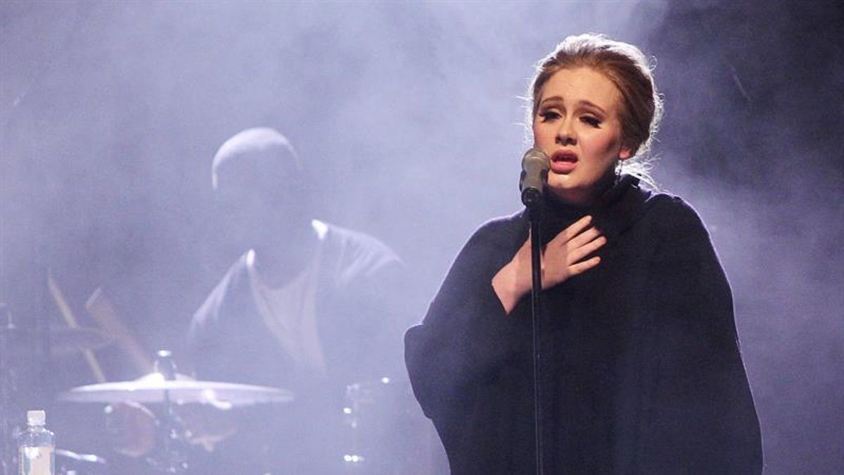 La canción que ayudó a superar una ruptura: cuando Adele creó todo un himno generacional hace 15 años