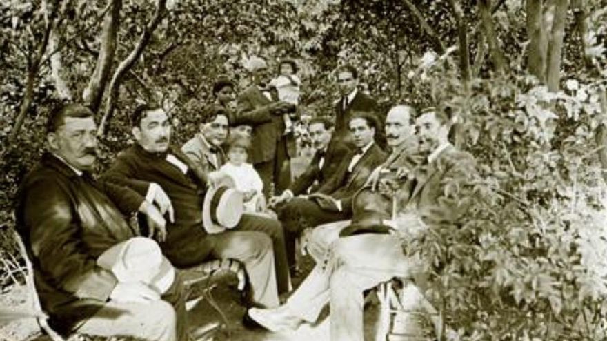 Gran Canaria rinde homenaje a uno de sus poetas muertos