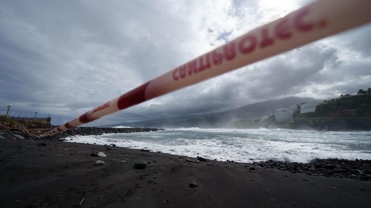 Tenerife se prepara para "lo peor" de la borrasca Therese en las próximas horas y pide limitar los desplazamientos