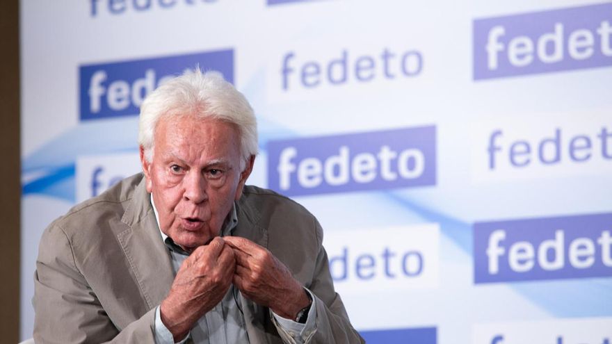 El expresidente del Gobierno de España, Felipe González, durante un encuentro institucional y político con el presidente de Castilla-La Mancha, Emiliano García-Page, a 23 de junio de 2026, en Toledo