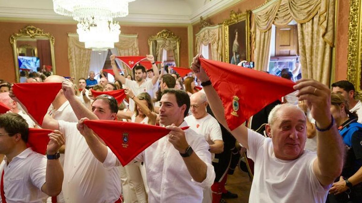 Pradales, en San Fermín: "Es importante estar cerca de los momentos de celebración del pueblo vasco"