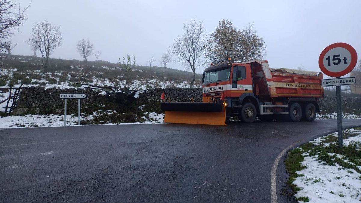 La alerta amarilla por nieve en el norte de Cáceres se amplía al sábado