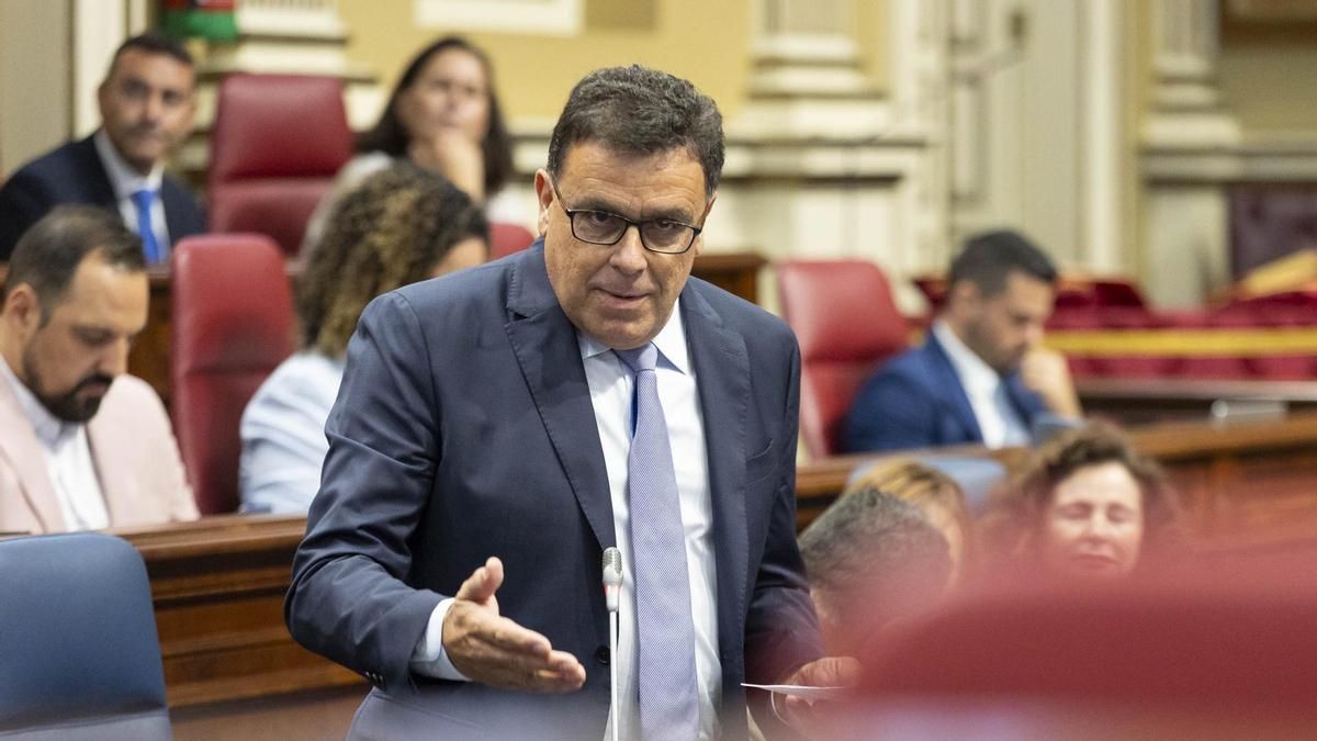 El Gobierno de Canarias anuncia las primeras indemnizaciones a los hoteleros por las moratorias turísticas