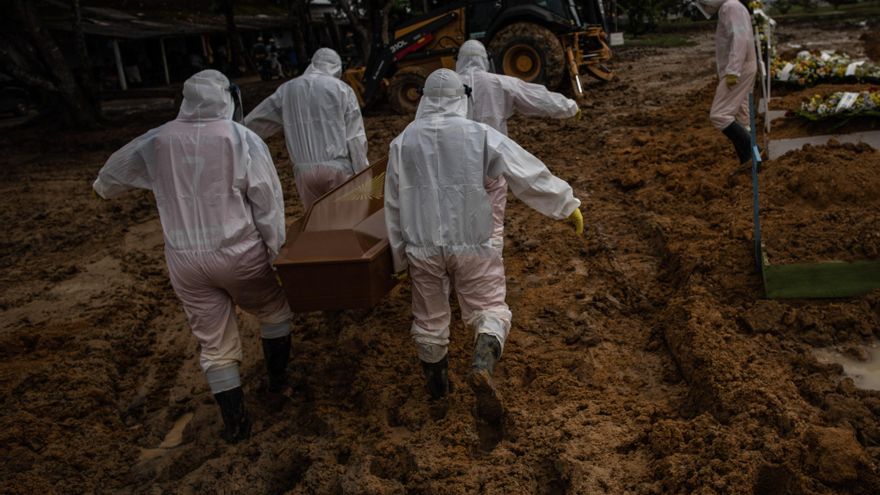 Brasil roza las 250.000 muertes tras casi un año de pandemia