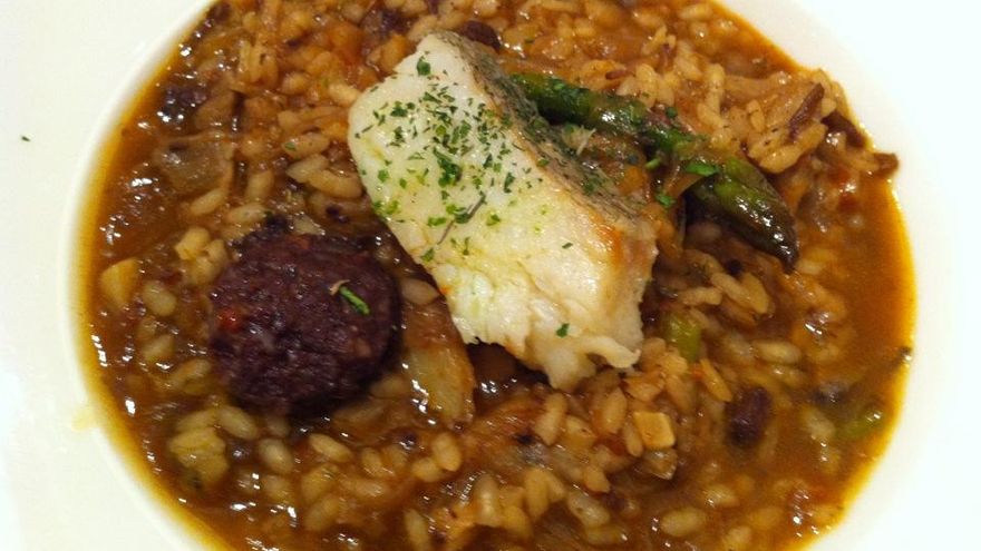 'Arròs del paraigüer': la sorprendente receta del corazón de Girona que combina bacalao con butifarra negra