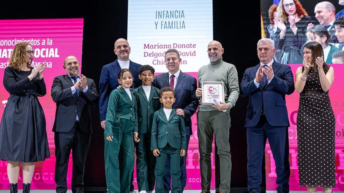 Reconocimiento a la Iniciativa Social 2026 a Mariano Donate Delgado y David Chica Cuin, por su labor pedagógica y divulgativa en defensa de los derechos de niños, niñas y adolescentes en Castilla-La Mancha