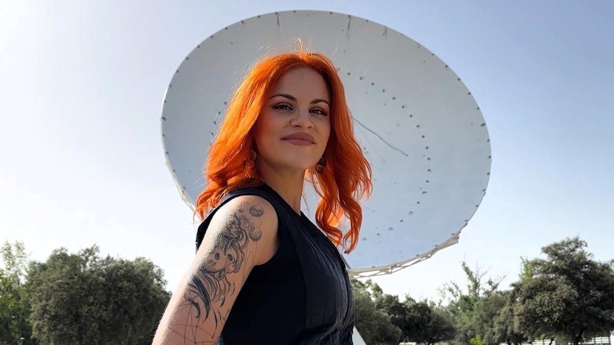 Sara García Alonso en la estación de la Nasa de Robledo de Chavela en la Comunidad de Madrid.