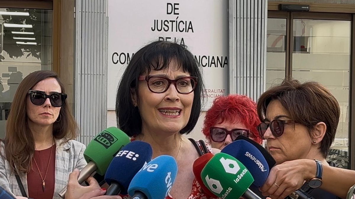 Víctimas de la dana recurren ante el Constitucional el aforamiento de Mazón: "Está más en la playa que en el escaño"