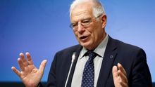 Borrell dice que Salvini "hace política a costa de Europa", según Handelsblatt