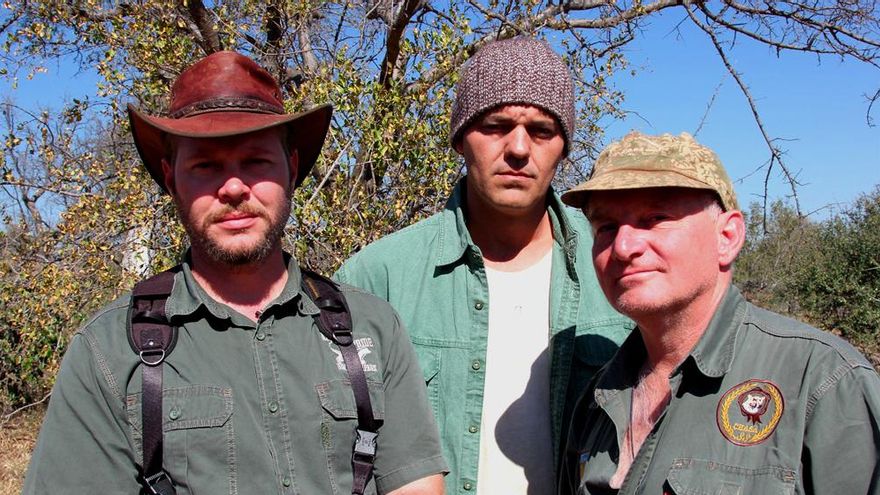 Frank Cuesta junto a Stephen Palos y Chris Wilkens en "Wild Frank: cazadores"