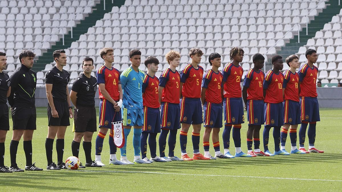 Las imágenes del partido España - Ucrania Sub 17 en El Arcángel