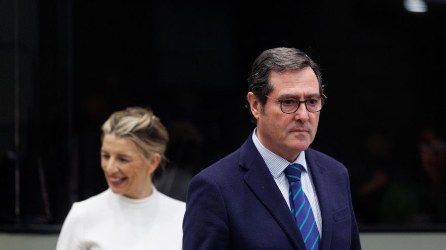 El "no a todo" de la patronal a las reformas del Gobierno: de las cuotas de autónomos al permiso por fallecimiento