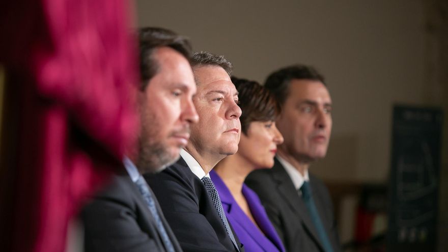 Page afirma que le "duele" ver al Gobierno "bailar al son" de los "caprichos" de Puigdemont: "No puede traer nada bueno"