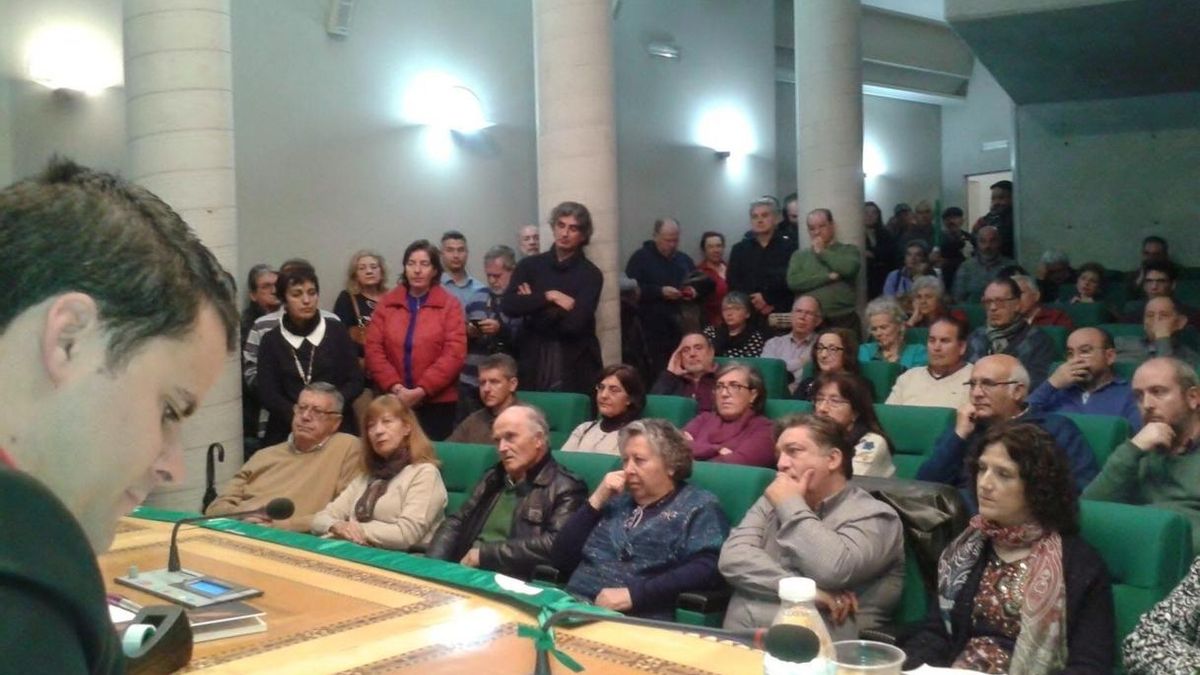 El Ayuntamiento celebra la Toma de la ciudad mientras una plataforma reivindica a Lorca en un acto alternativo