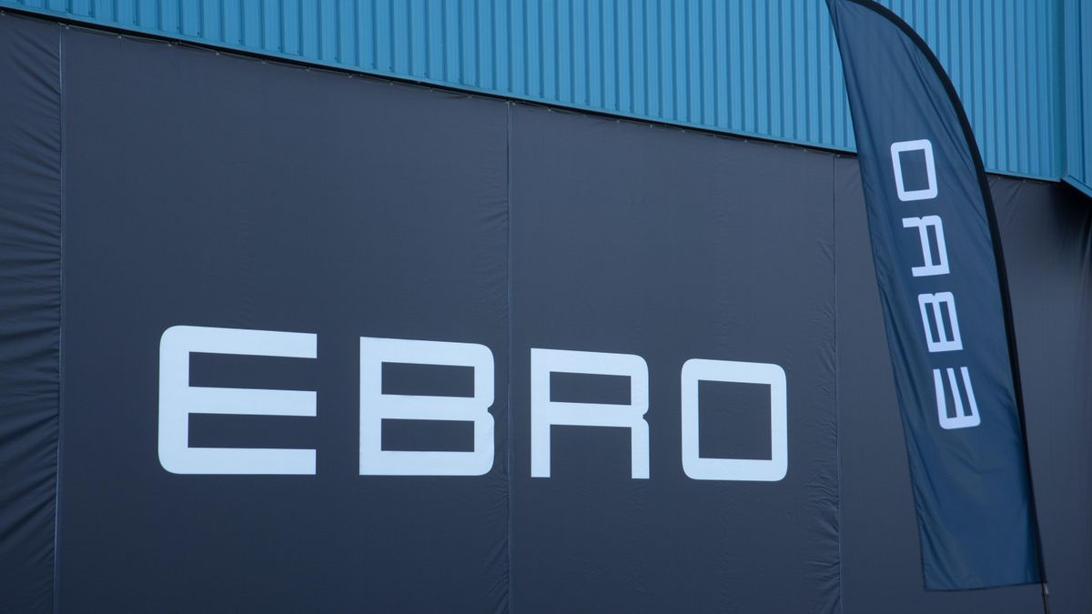 Muere un trabajador de Ebro en un accidente laboral mientras descargaba chapa