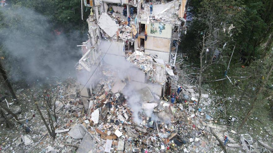 Zelenski advierte de que el número de muertos por ataque ruso en Kiev aún aumentará