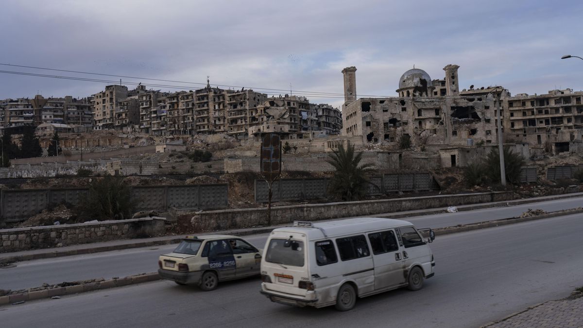 “Somos kurdos, pero también sirios”: el regreso al barrio donde comenzó el colapso del Kurdistán sirio