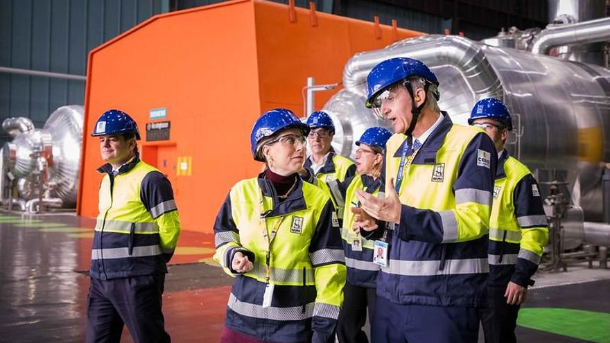 El PP cede otra vez ante Vox en Extremadura: Guardiola perdonará 45 millones a la central nuclear de Almaraz