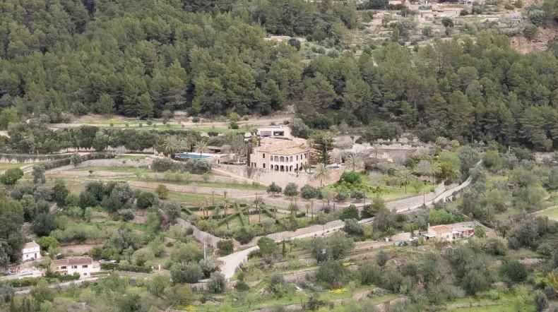 Són Simonet, una de les mansions ubicades en plena Serra de Tramuntana