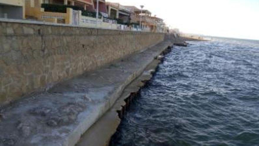 Un catedràtic adverteix que l’erosió deixa en situació crítica les platges de Tavernes, Piles, Guardamar i Sagunt