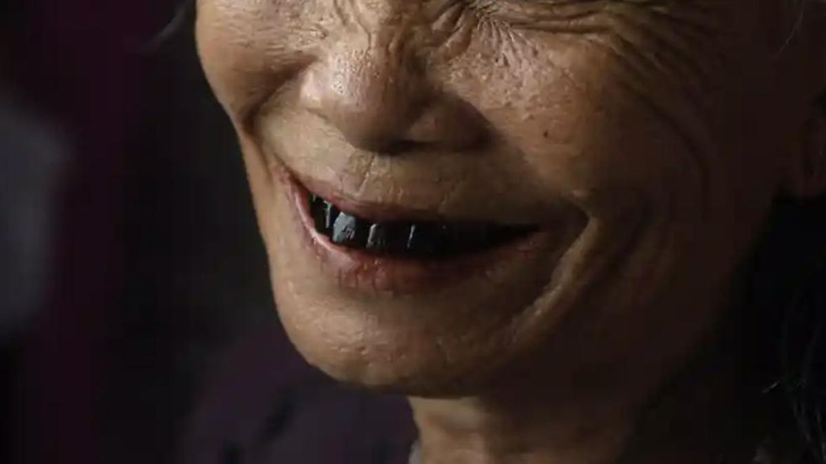 La historia del legendario reino vietnamita de los dientes negros da un giro al descubrirse que el tinte servía para distinguirse de los "demonios humanoides"