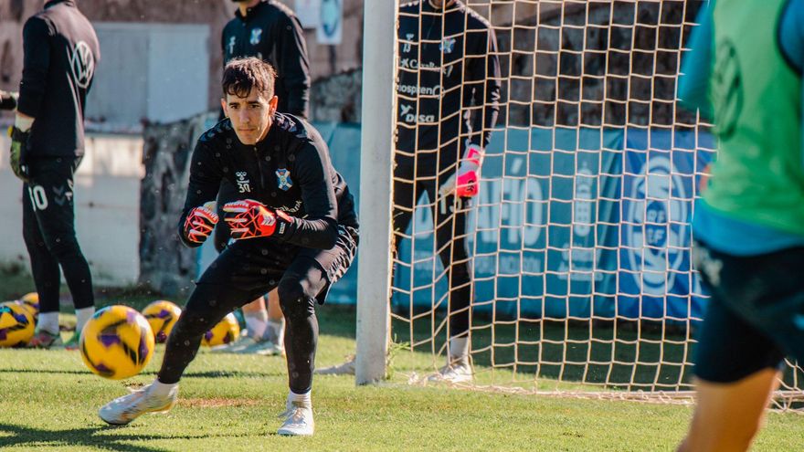 El Tenerife recibe sin red al Deportivo