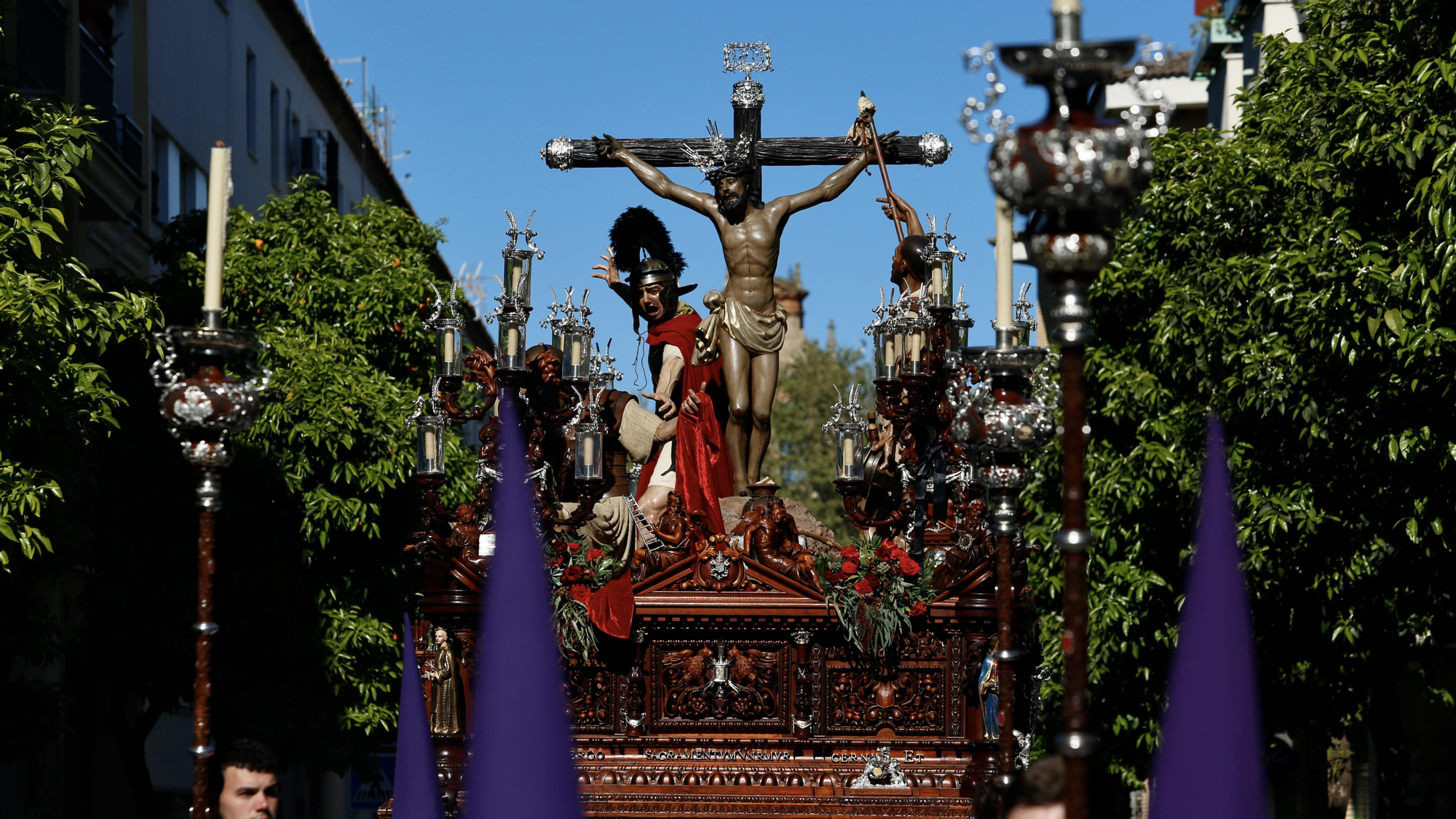 Salida procesional de la Hermandad de la Agonía, en imágenes