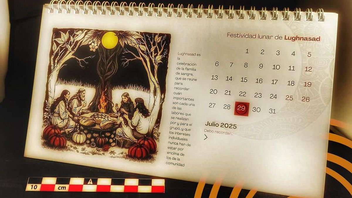 El calendario pagano de La Caetra-Retrocultura con la festividad lunar de Lughnasad en julio.