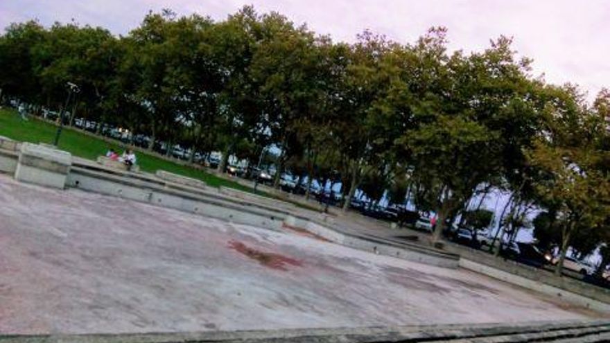 Estanque del Parque de Mesones.