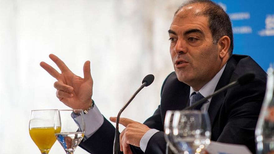 El presidente de la Asociación de Trabajadores Autónomos (ATA), Lorenzo Amor, durante una conferencia.