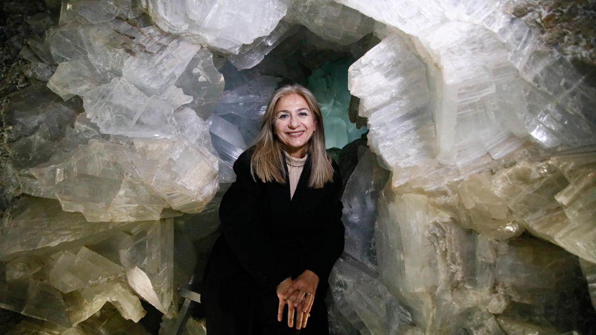 La consejera de Cultura y Deporte de la Junta de Andalucía, Patricia del Pozo, durante su visita la Geoda de Pulpí (Almería) el pasado 17 de enero de 2025.
