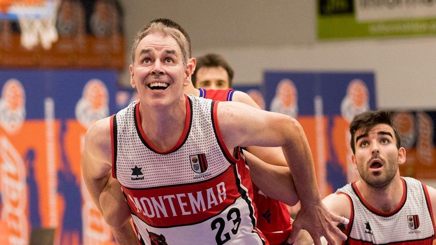 Jorge García amplía su leyenda bajo los aros: conquista su noveno ascenso