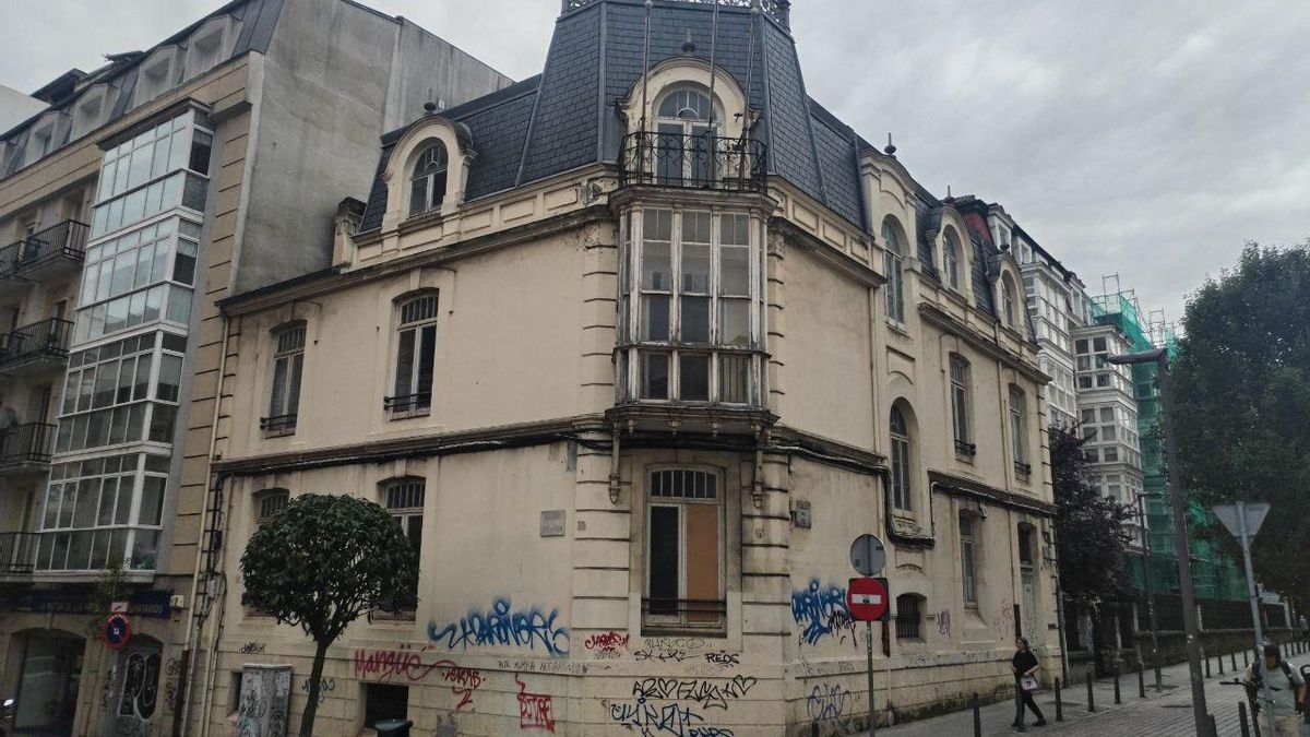 El edificio de Santander abandonado que fue juzgado y checa.